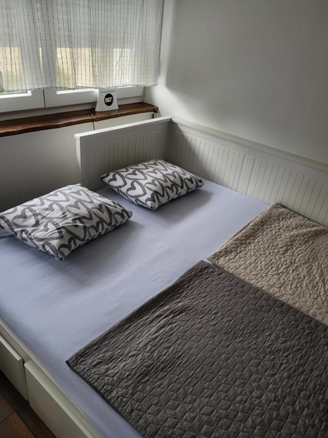 Studio Apartman Tamai Кутина Екстер'єр фото